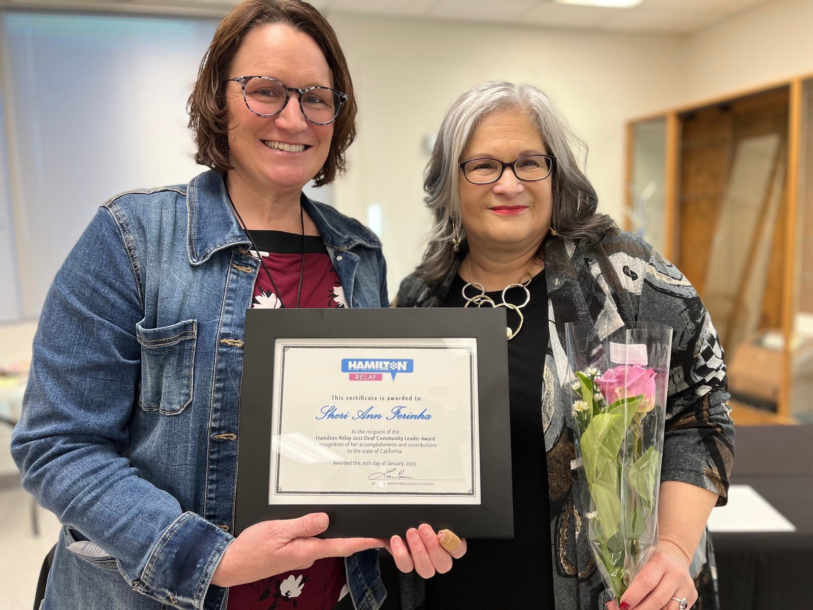 CA_2022_DAW_Sheri Farinha_Lori presenting award – Copy
